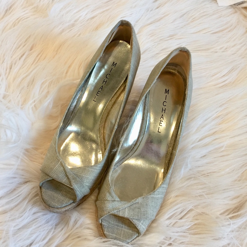 Michael platform peep toe heels Sz 7.5